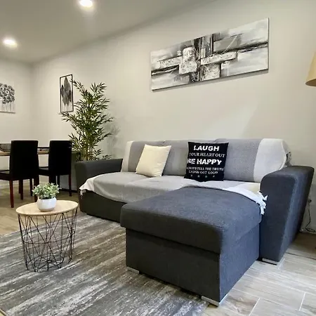 Casa Amarela By Coral Hébergement de vacances *